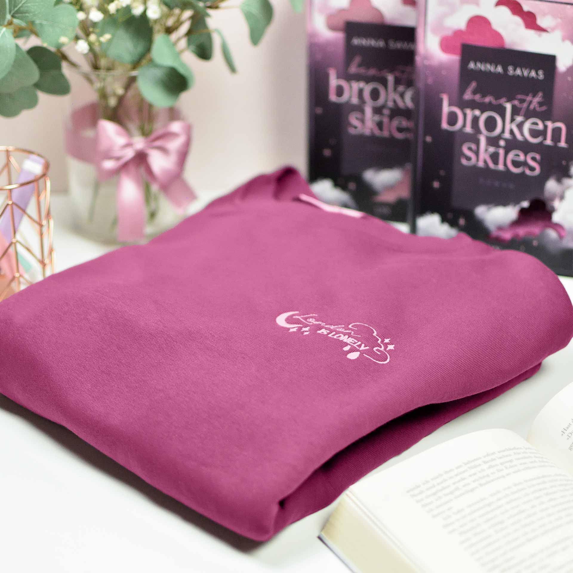 LONDON IS LONELY Crew Neck XL